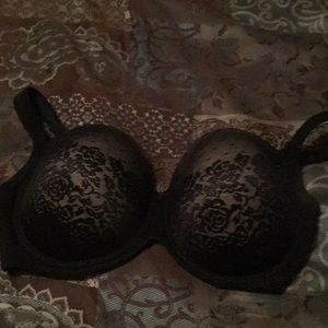 Stunning support full coverage 34DDD bra